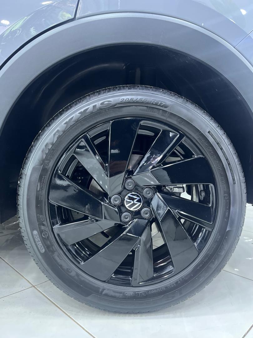 Volkswagen Tharu